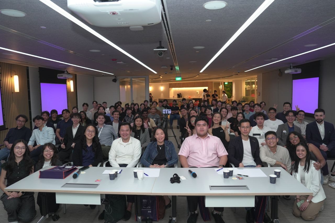 The Scentura team on pitch day
